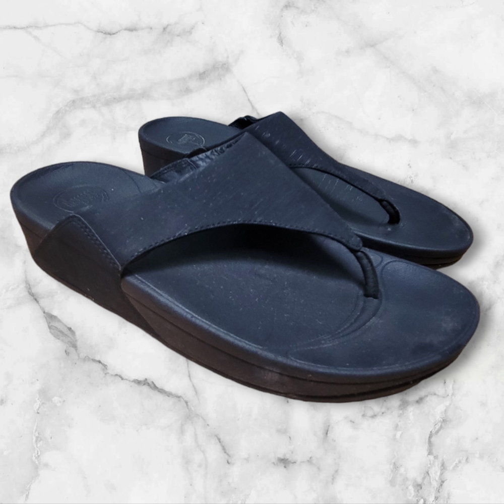 FITFLOP | LULU Thong Sandal, Black, Sz. 9